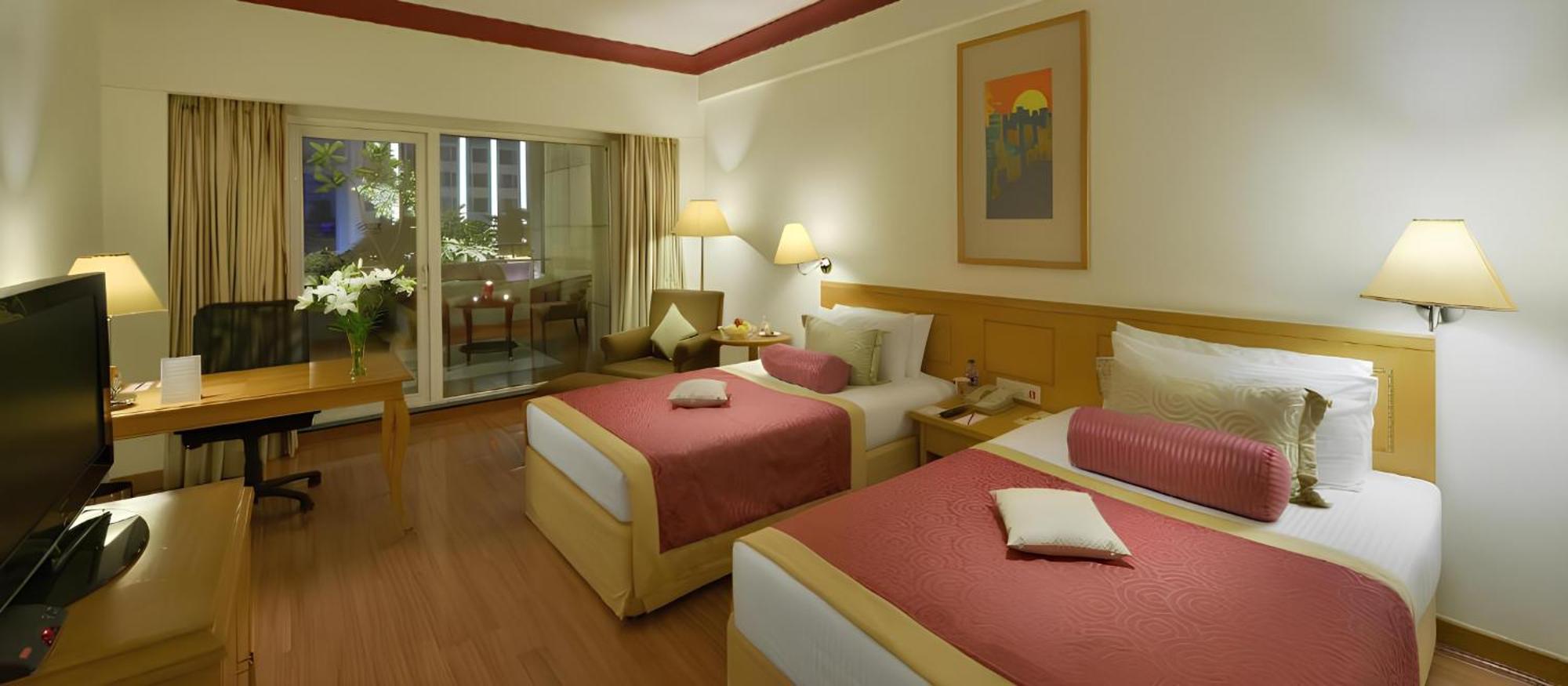 Vivanta Vadodara Luaran gambar