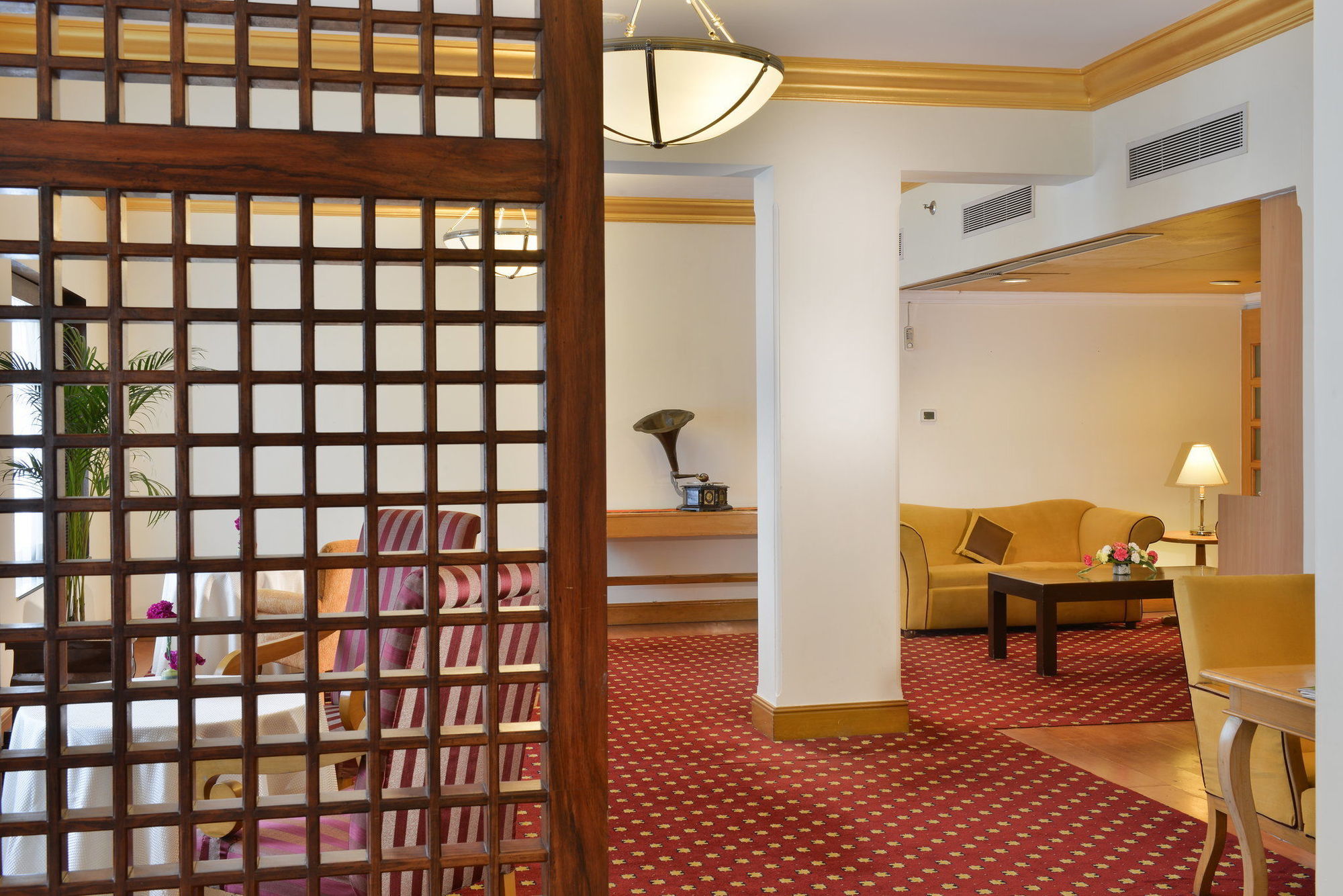 Vivanta Vadodara Luaran gambar