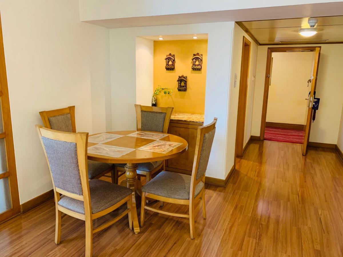 Vivanta Vadodara Luaran gambar